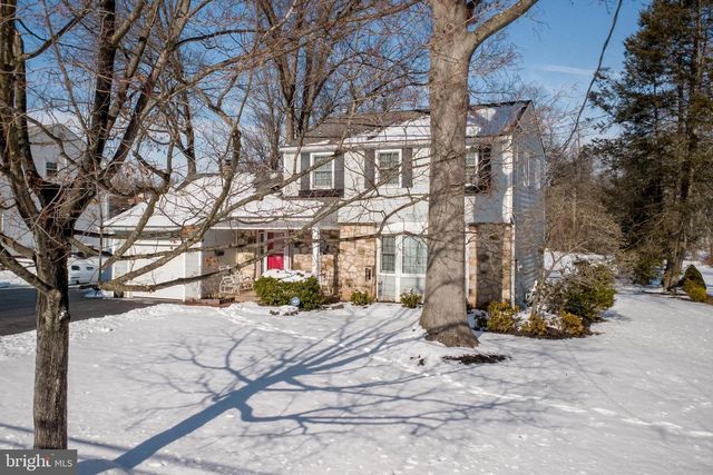 1917 PALOMINO DR, Warrington, PA 18976