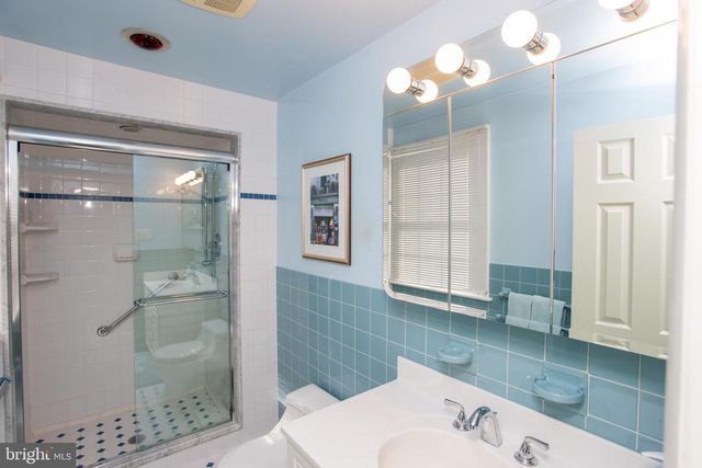 1917 PALOMINO DR, Warrington, PA 18976