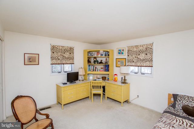 1917 PALOMINO DR, Warrington, PA 18976