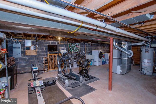 1917 PALOMINO DR, Warrington, PA 18976