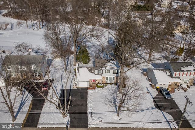 1917 PALOMINO DR, Warrington, PA 18976