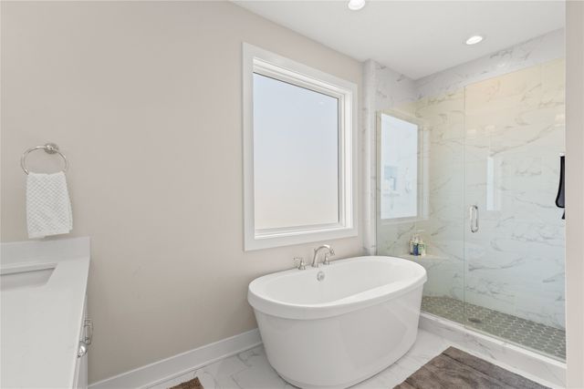 5606 147th Street, Urbandale, IA 50323