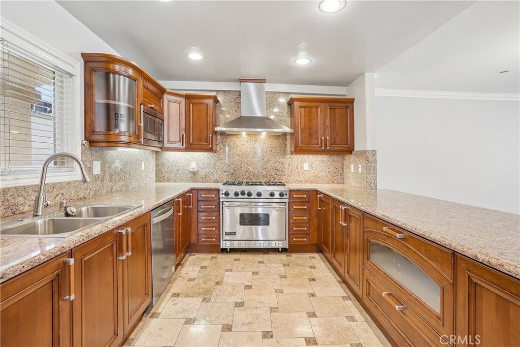 1828 Glendon Avenue PH1, Los Angeles, CA 90025 — photo 3