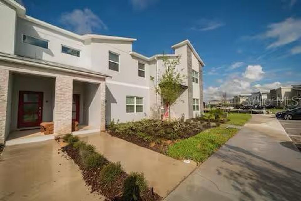 356 OCEAN COURSE AVENUE, Davenport, FL 33896