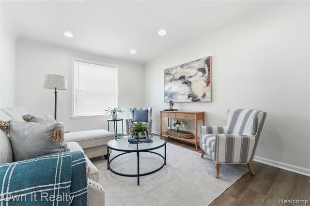 168 Kerby Road, Grosse Pointe Farms, MI 48236