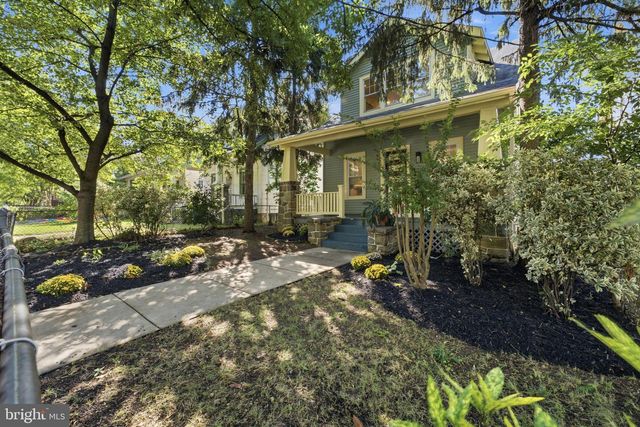 1352 KENNEDY ST NW, Washington, DC 20011