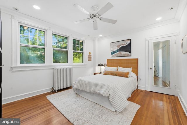 1352 KENNEDY ST NW, Washington, DC 20011