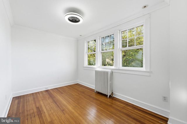 1352 KENNEDY ST NW, Washington, DC 20011