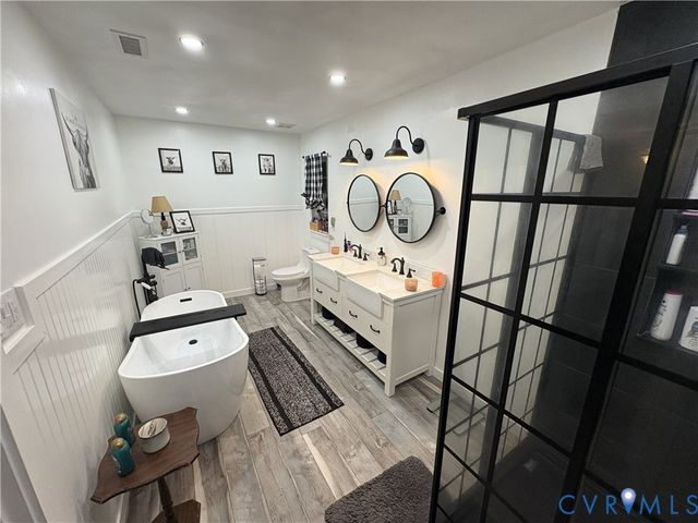 917 Scotch Pine Ct, Sandston, VA 23150