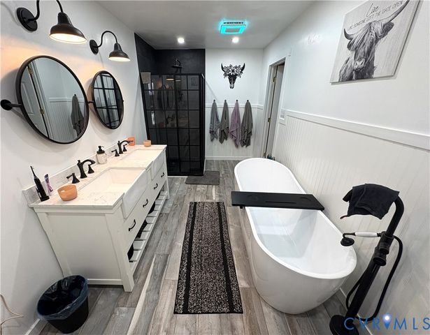 917 Scotch Pine Ct, Sandston, VA 23150