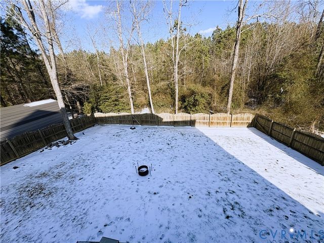 917 Scotch Pine Ct, Sandston, VA 23150