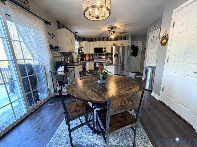 917 Scotch Pine Ct, Sandston, VA 23150