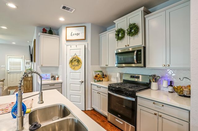 40403 Bay Warbler Way, Magnolia, TX 77354