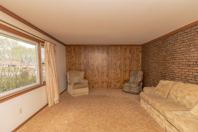 263 Bel Aire Drive, Lowell, IN 46356