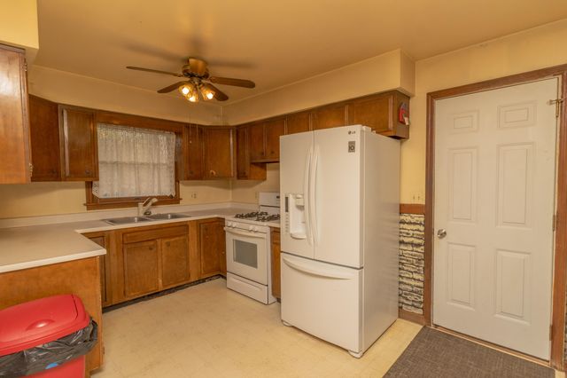 263 Bel Aire Drive, Lowell, IN 46356