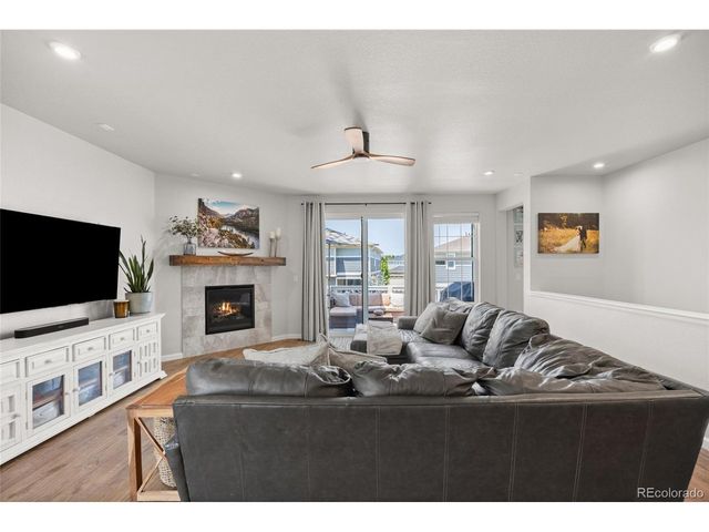 23839 E Narrowleaf Pl, Aurora, CO 80016