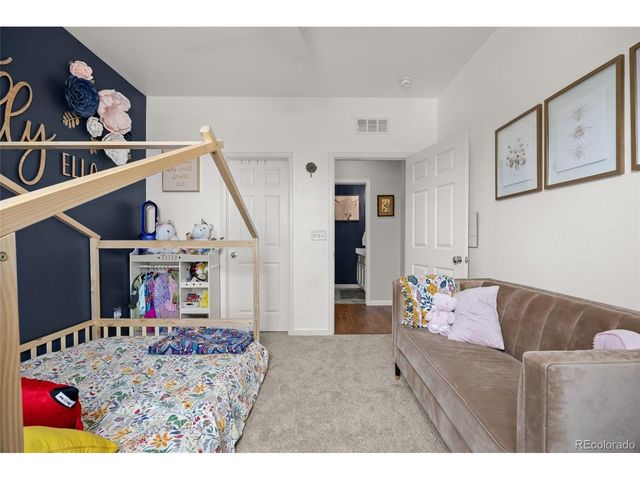 23839 E Narrowleaf Pl, Aurora, CO 80016