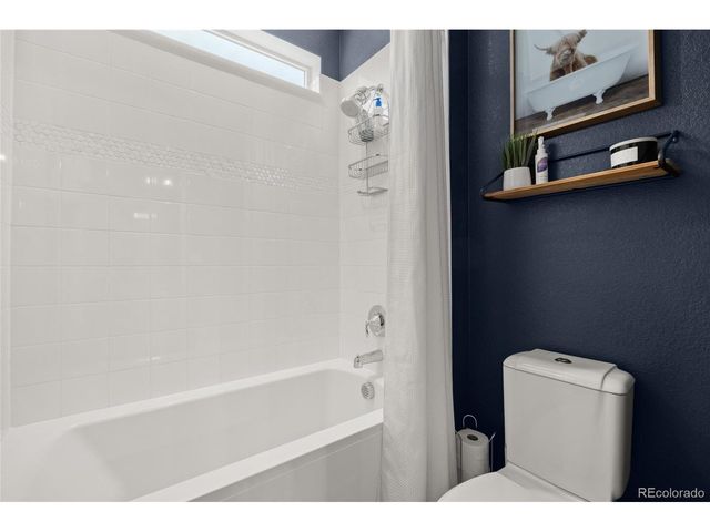23839 E Narrowleaf Pl, Aurora, CO 80016