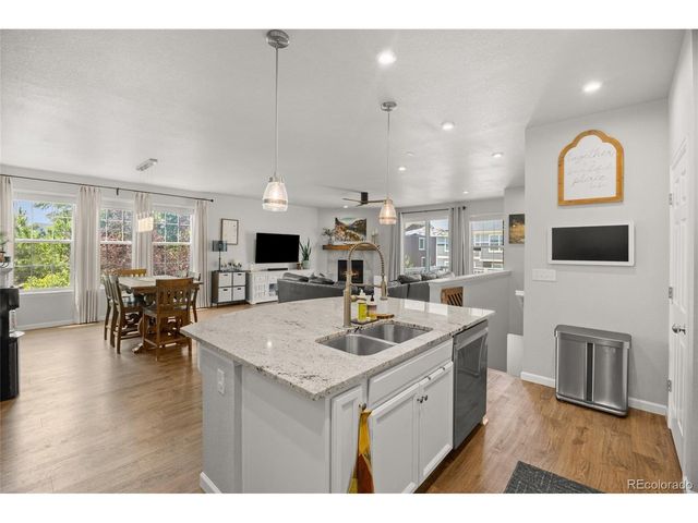 23839 E Narrowleaf Pl, Aurora, CO 80016