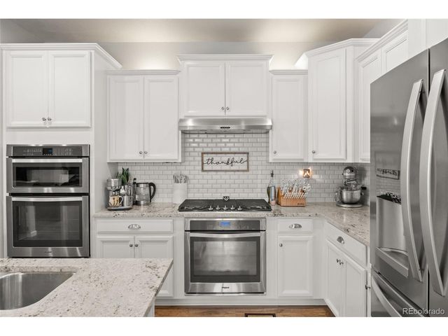 23839 E Narrowleaf Pl, Aurora, CO 80016