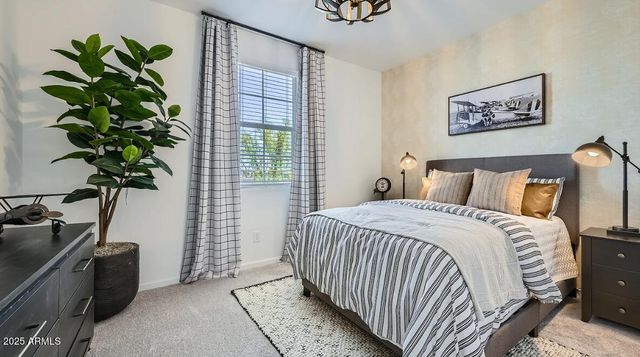 9534 W WELDON Avenue, Phoenix, AZ 85037