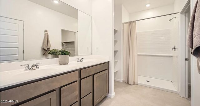 9534 W WELDON Avenue, Phoenix, AZ 85037