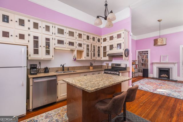 218 Rogers Avenue, Macon, GA 31204