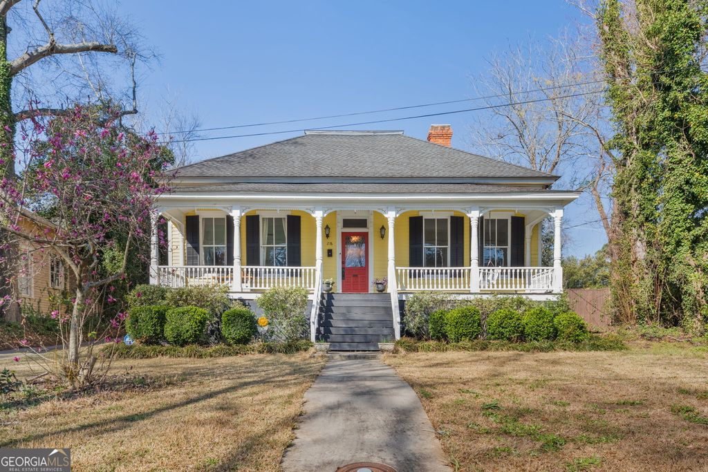 218 Rogers Avenue, Macon, GA 31204