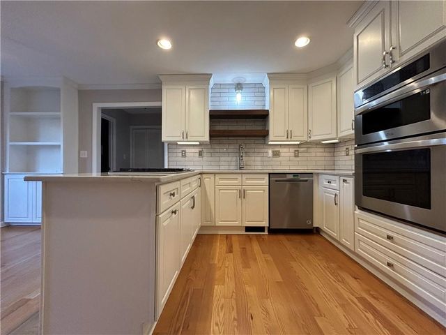 461 Berrypatch SE Lane, Marietta, GA 30067