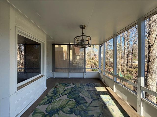 461 Berrypatch SE Lane, Marietta, GA 30067