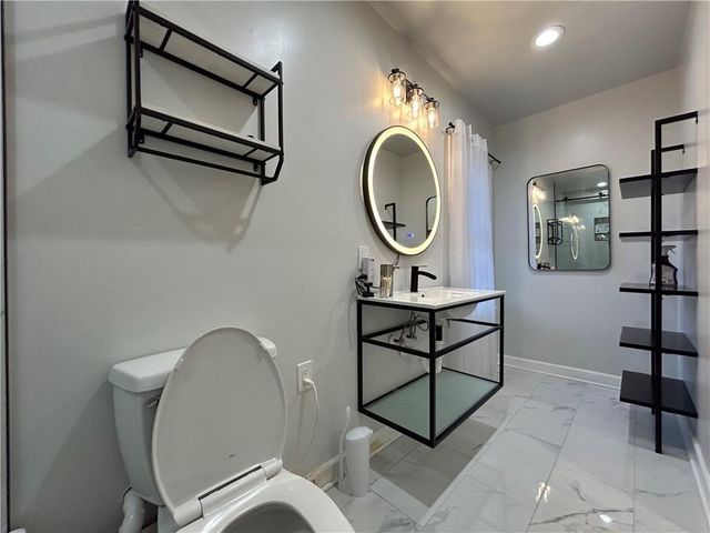 461 Berrypatch SE Lane, Marietta, GA 30067