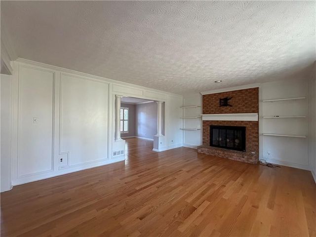 461 Berrypatch SE Lane, Marietta, GA 30067