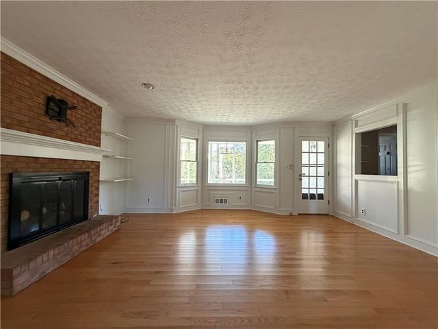 461 Berrypatch SE Lane, Marietta, GA 30067