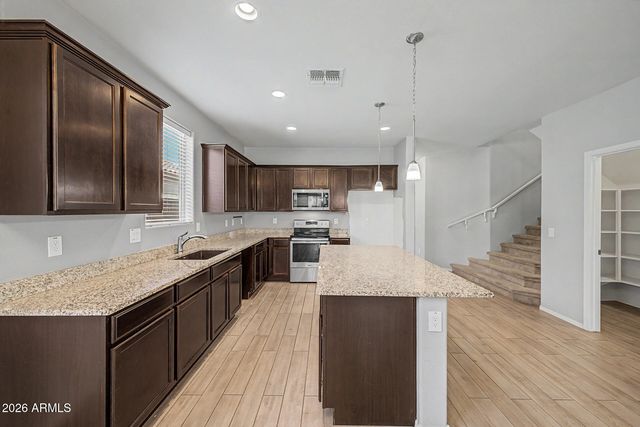 18390 W via del sol --, Surprise, AZ 85387