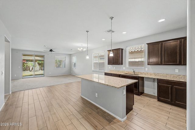 18390 W via del sol --, Surprise, AZ 85387