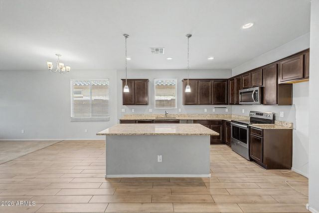 18390 W via del sol --, Surprise, AZ 85387