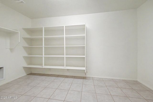 18390 W via del sol --, Surprise, AZ 85387
