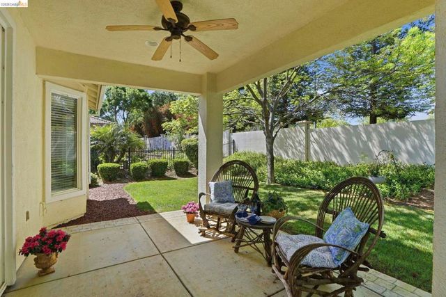 481 Coronation Dr, Brentwood, CA 94513
