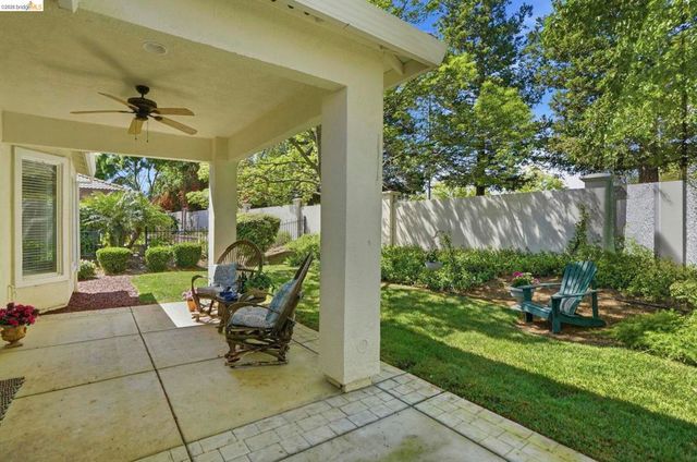 481 Coronation Dr, Brentwood, CA 94513