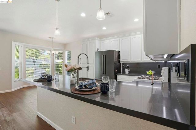 481 Coronation Dr, Brentwood, CA 94513