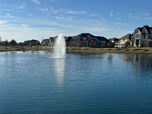 616 Blakelys Way, Fate, TX 75189