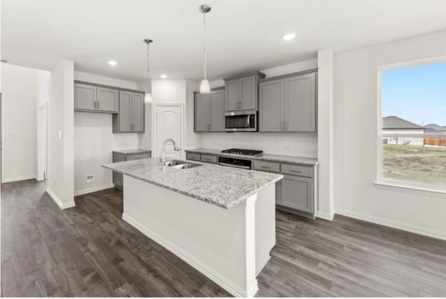 616 Blakelys Way, Fate, TX 75189