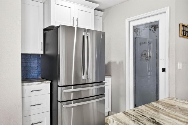 8718 TAHITI LANE, Tampa, FL 33615