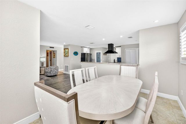 8718 TAHITI LANE, Tampa, FL 33615