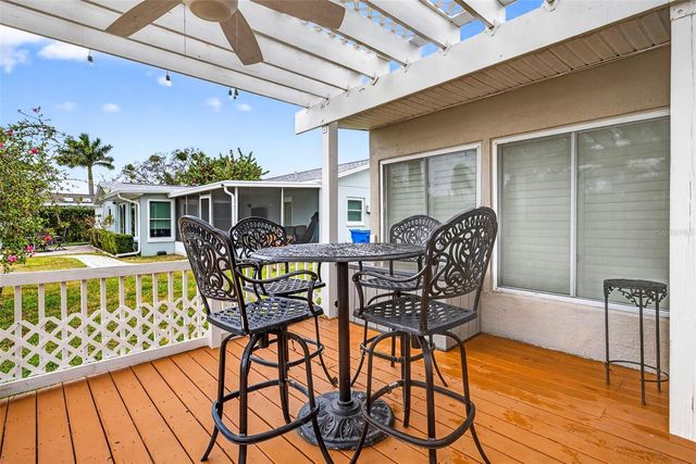 8718 TAHITI LANE, Tampa, FL 33615