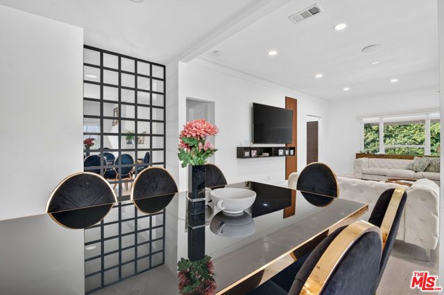 8810 Cadillac Avenue, Los Angeles, CA 90034