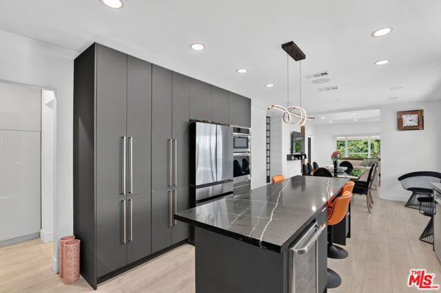 8810 Cadillac Avenue, Los Angeles, CA 90034