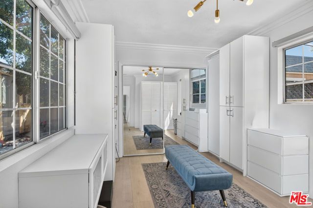 8810 Cadillac Avenue, Los Angeles, CA 90034