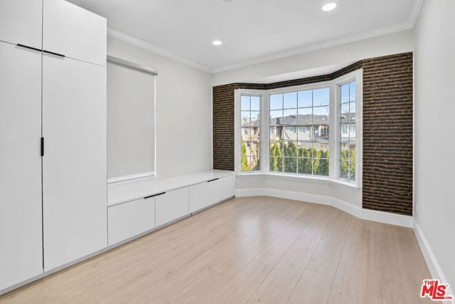 8810 Cadillac Avenue, Los Angeles, CA 90034