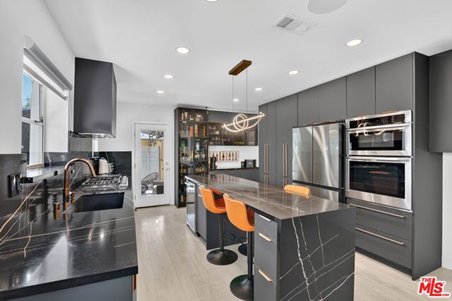 8810 Cadillac Avenue, Los Angeles, CA 90034